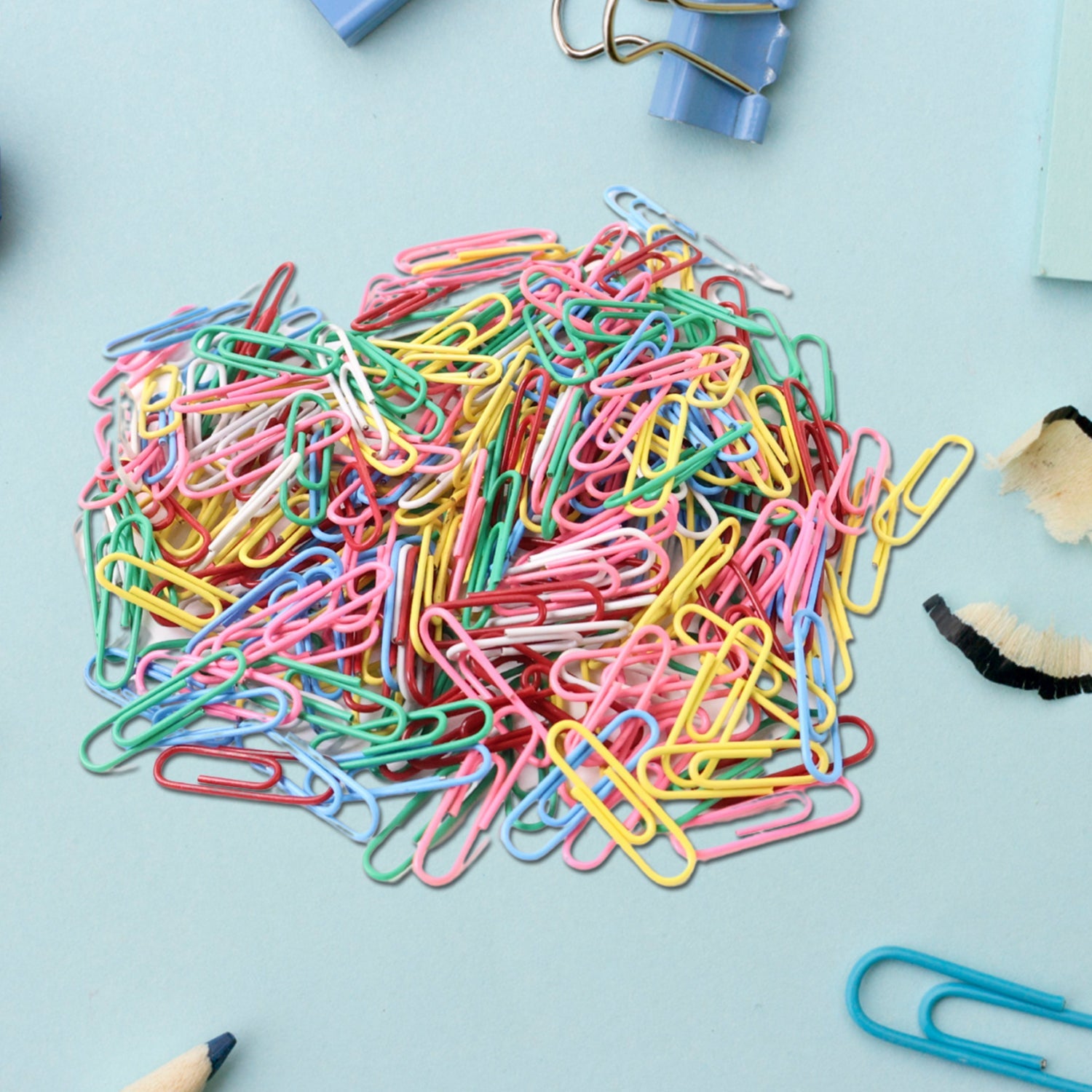 Assorted Color Paper Clips Assorted Color Paper Clips